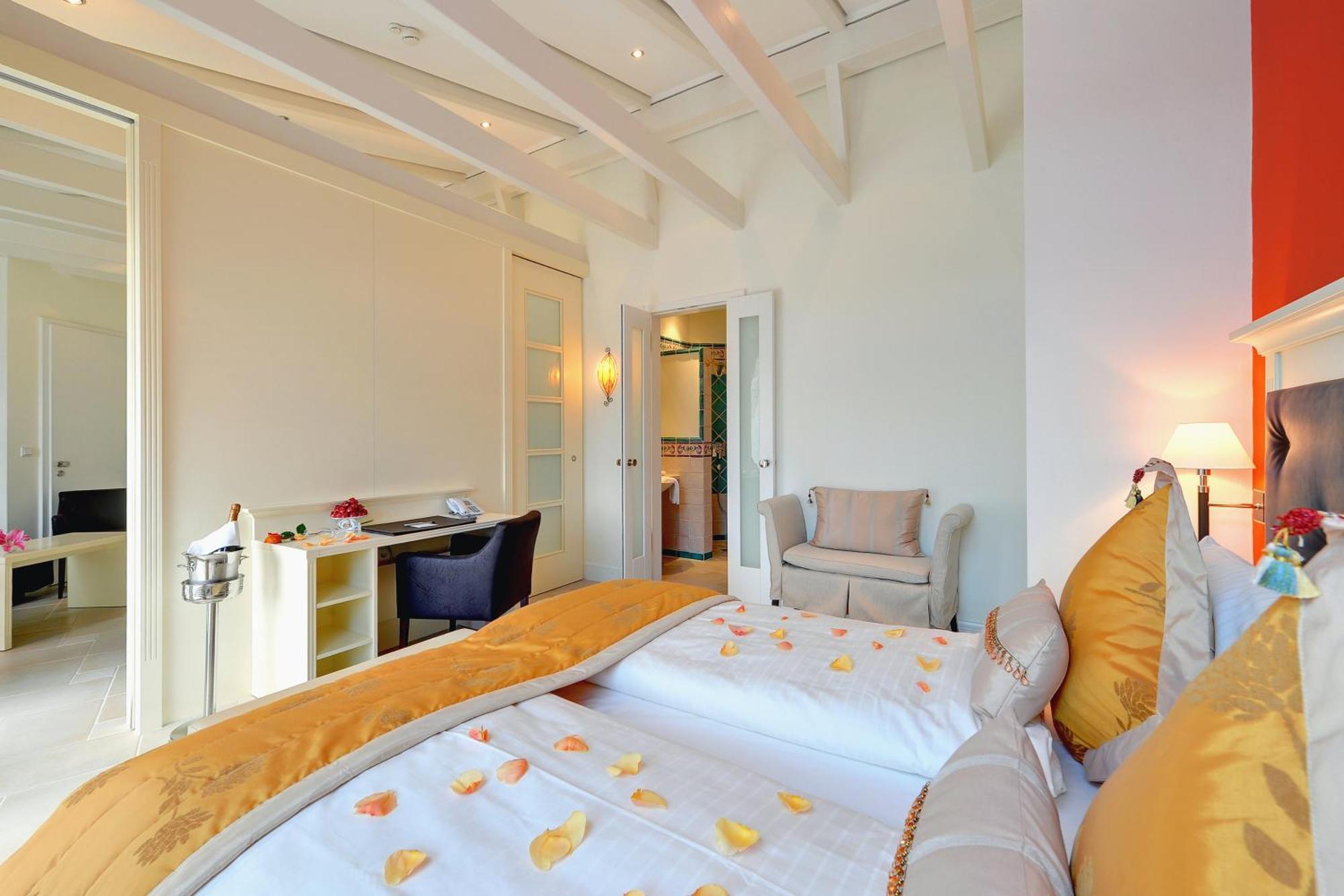 Boutiquehotel La Casa Τούμπινγκεν Εξωτερικό φωτογραφία