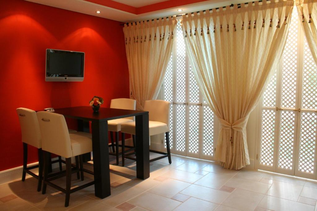 Boutiquehotel La Casa Τούμπινγκεν Δωμάτιο φωτογραφία