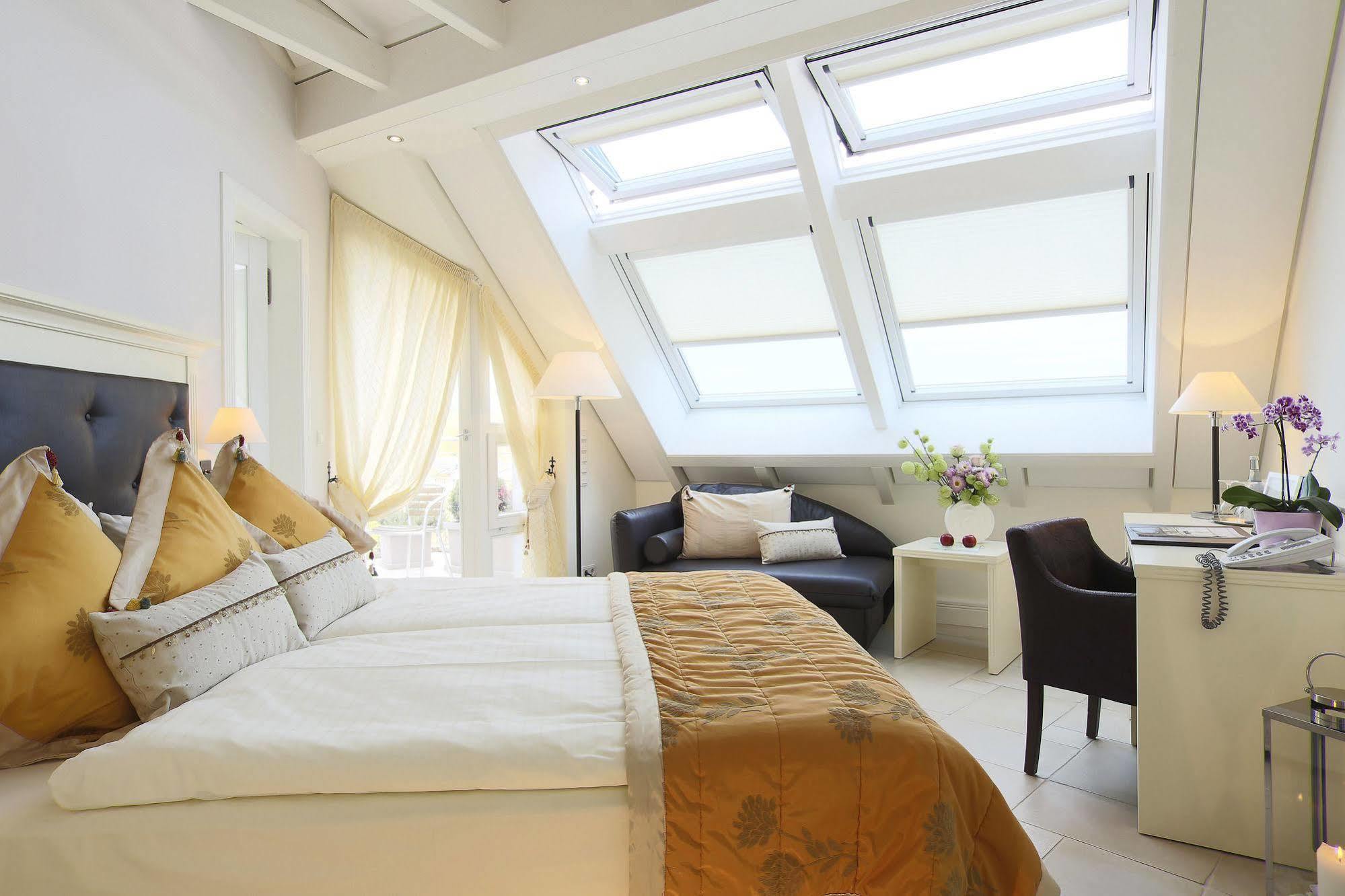 Boutiquehotel La Casa Τούμπινγκεν Εξωτερικό φωτογραφία
