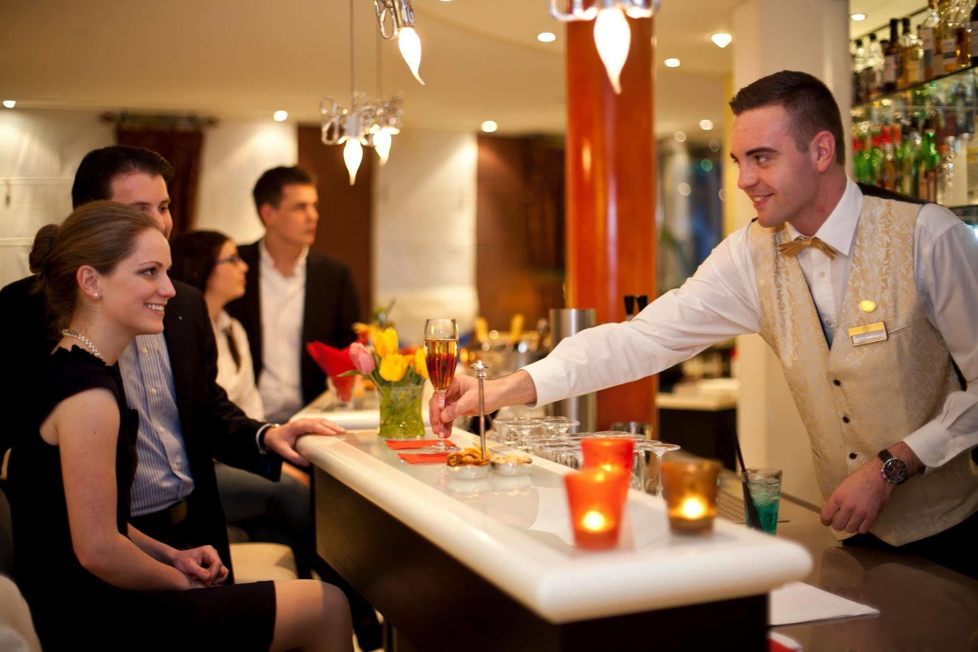 Boutiquehotel La Casa Τούμπινγκεν Εξωτερικό φωτογραφία